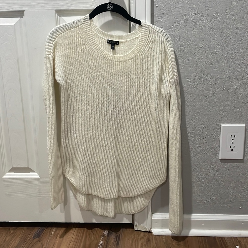 Express cream sweater size S